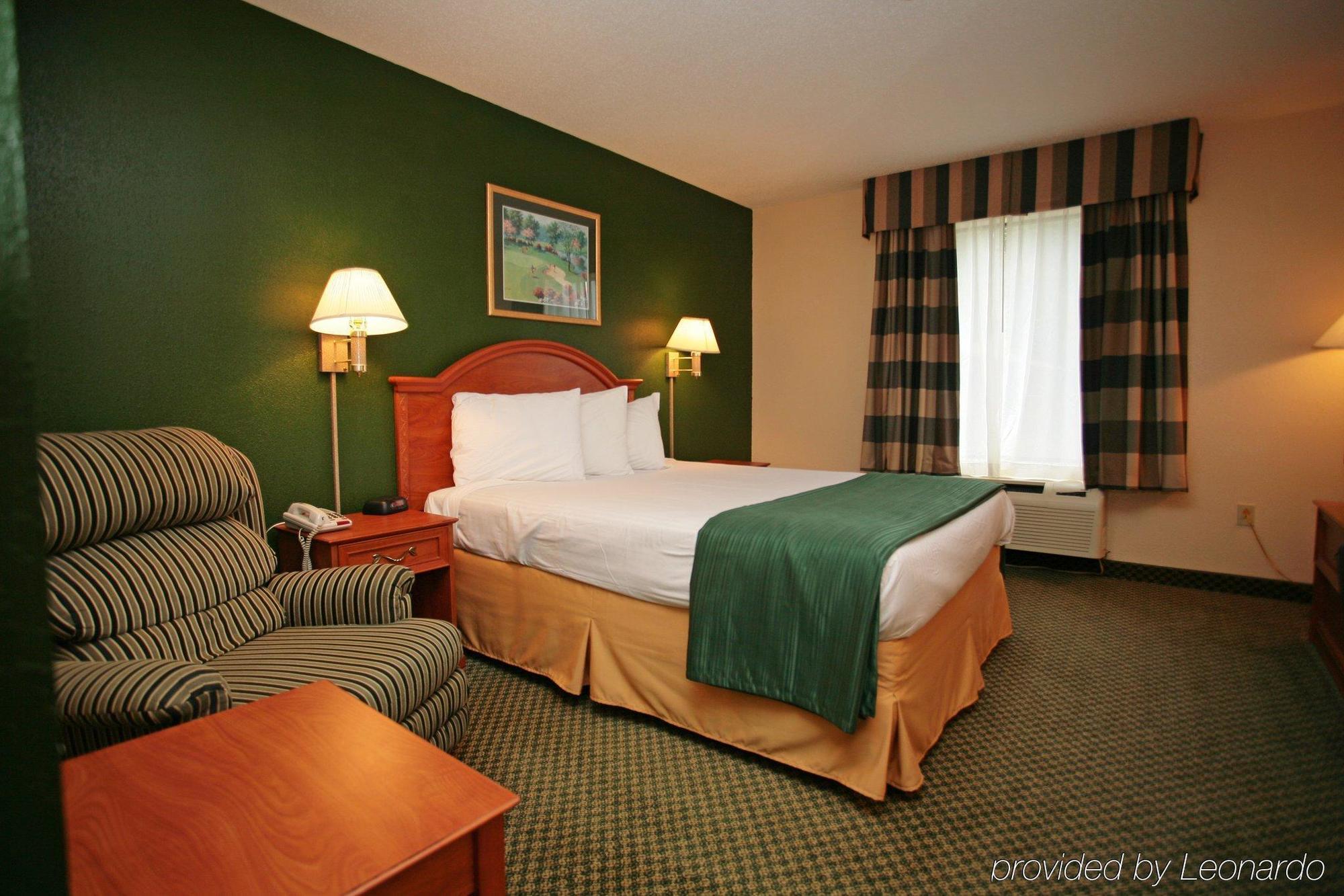 Americas Best Value Inn Louisville Rom bilde