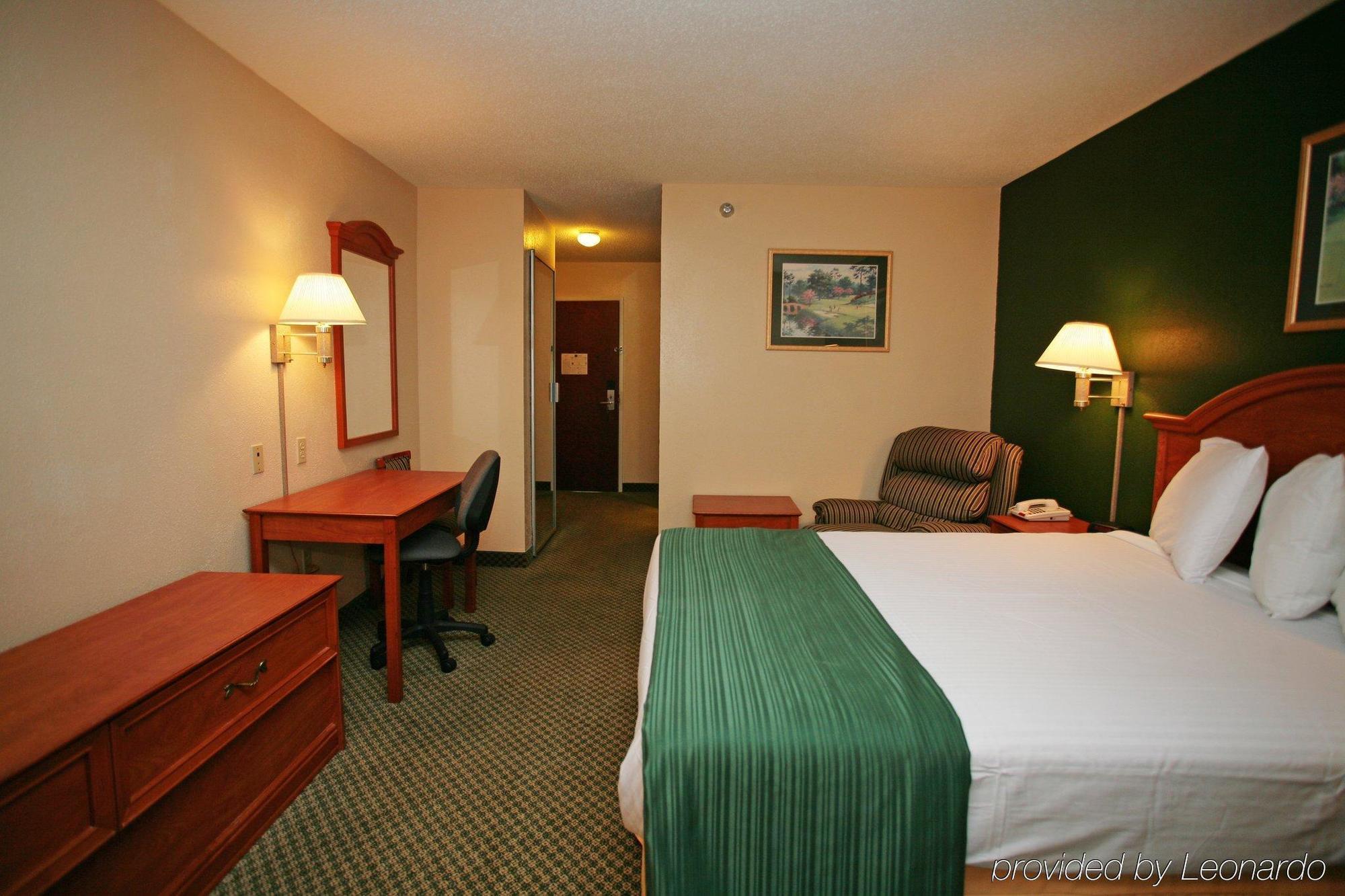 Americas Best Value Inn Louisville Rom bilde
