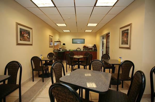 Americas Best Value Inn Louisville Eksteriør bilde